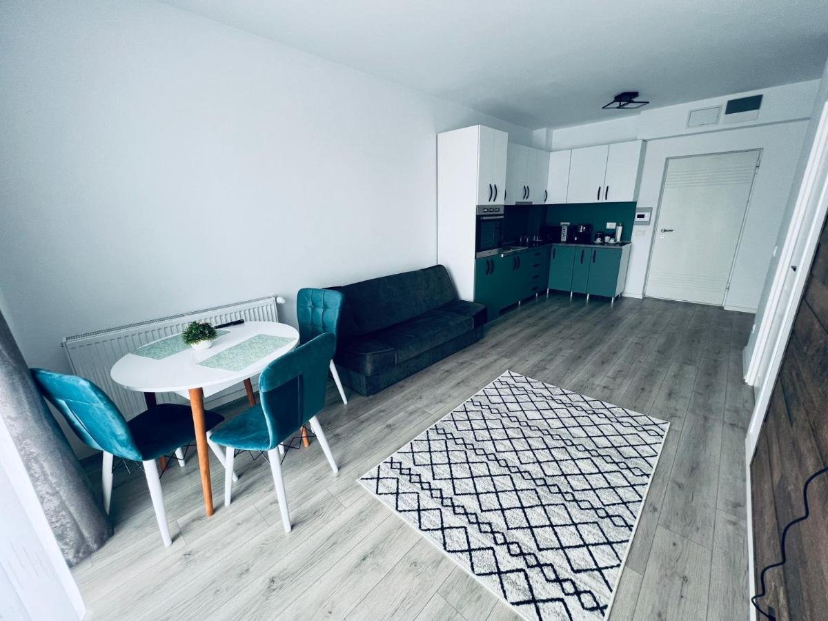 Silvia Resident Apartment Oradea Exterior photo